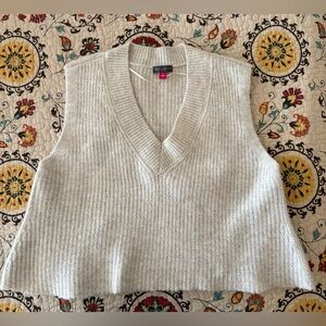 Vince Camuto Cropped Sweater Vest. Sz S